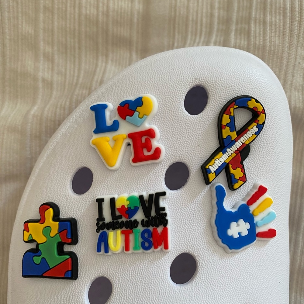 Set of 5 Autism Awareness Appreciation Shoe Charms NEW IN PACKAGE - Picture 2 of 5